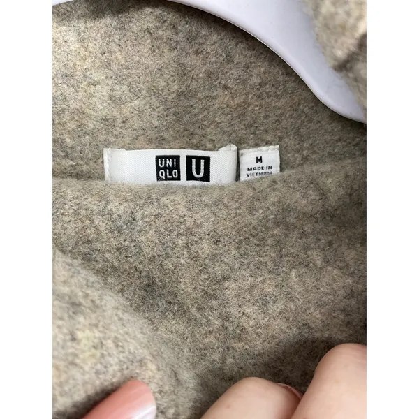 Uniqlo U Womens Turtleneck Sweater Oatmeal Beige 100% Wool Medium - Image 5