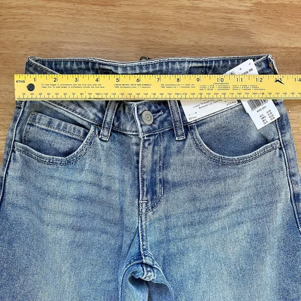 NWT Hollister Andi Adjustable Waist Low-Rise Light Wash Back Buckle Baggy Jeans - Image 5