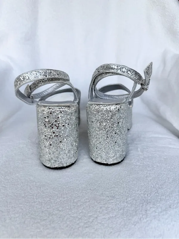 Olivia Miller Women's Silver Glitter Capricorn Platform Heels Size 9 - Image 7