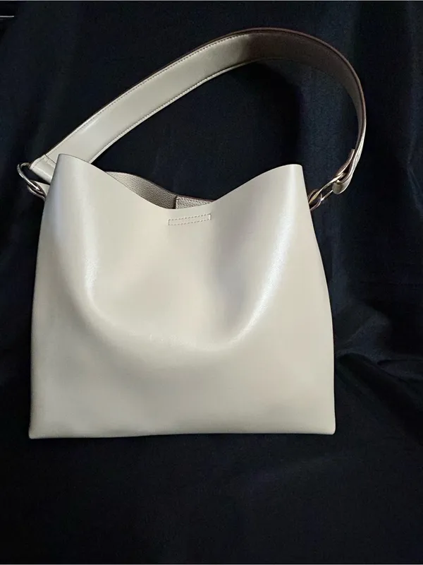 Steve Madden Women’s Cream Hobo Shoulder Bag - Image 2