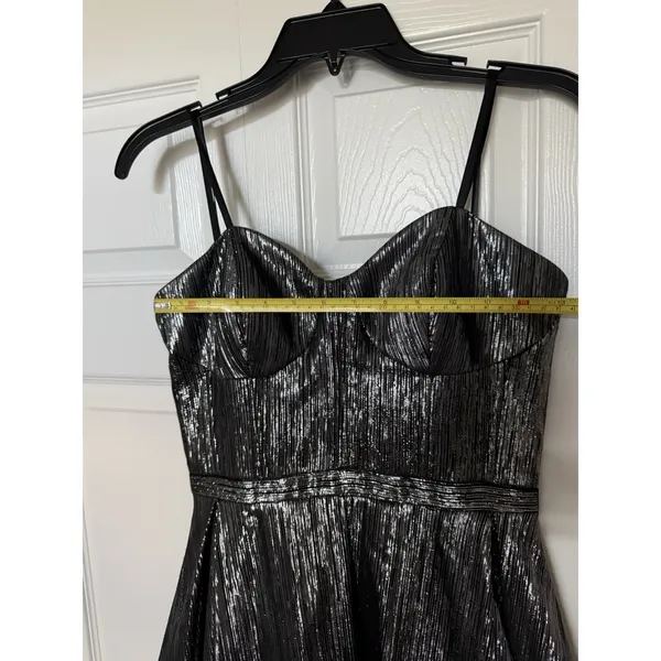 GB Women's 3 Silver Black Metallic Pleated Sweetheart Maxi Long Formal Dress - Image 11