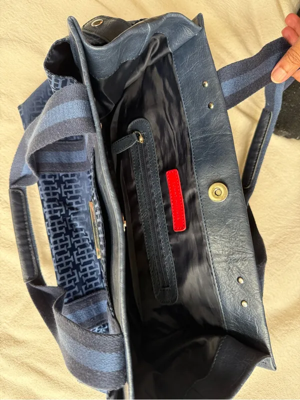 Tommy Hilfiger Navy and Midnight Blue Jacquard Logo Tote - Image 3