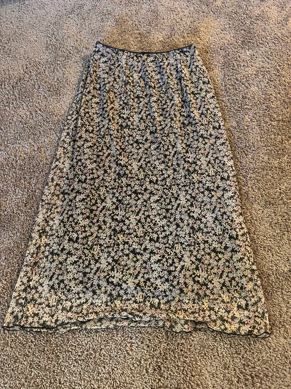American Eagle Maxi Floral Skirt - Image 2