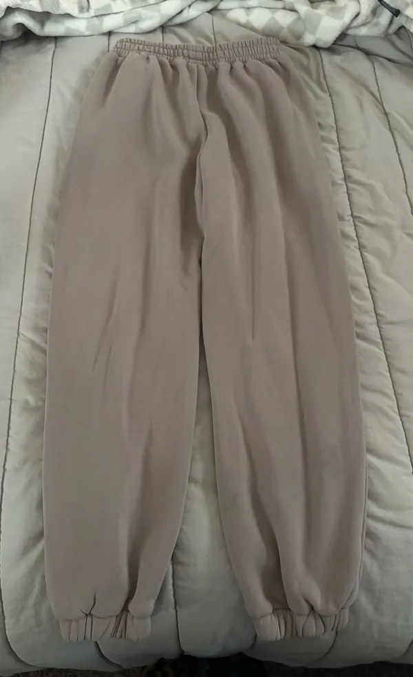 Comfrt sweatpants - Image 2