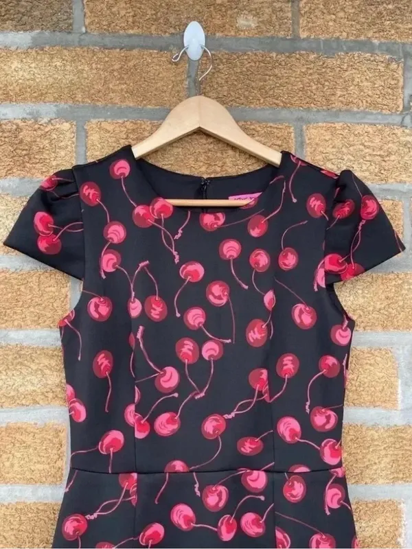 Betsey Johnson Cherry Print Dress 6 Coquette Cherrycore Retro Cap Sleeve Slit⁠ - Image 5