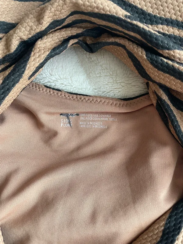 Aerie tiger animal print one peice swimsuit - Image 4