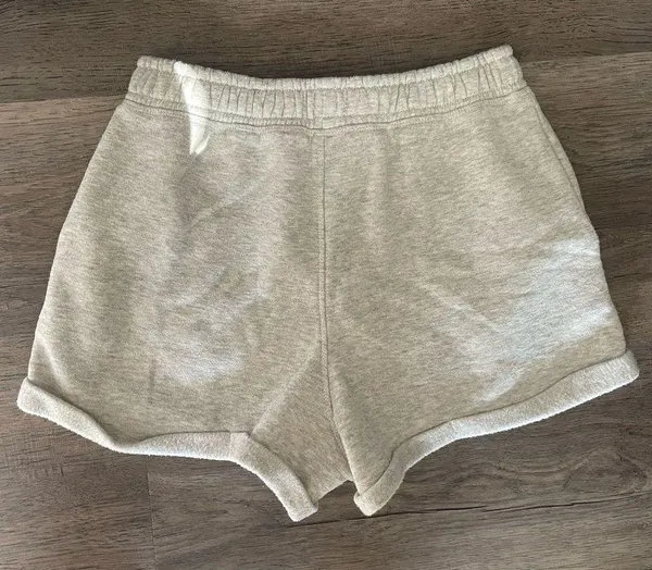 Hunkemoller sweat shorts sz XS - Image 3