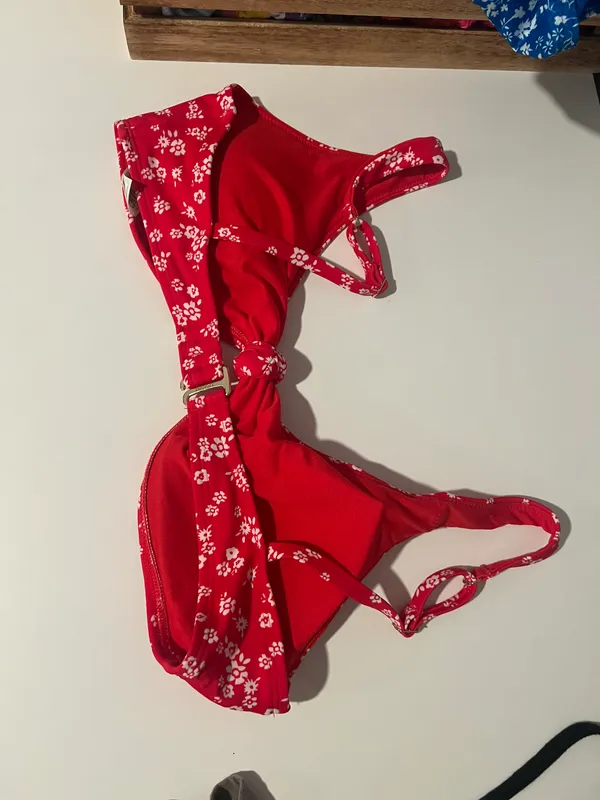 Hollister red floral  bikini top - Image 3