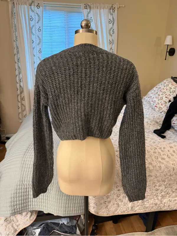 Urban Outfitters Dark Gray Cropped V-Neck Cable Knit Cardigan - Image 2