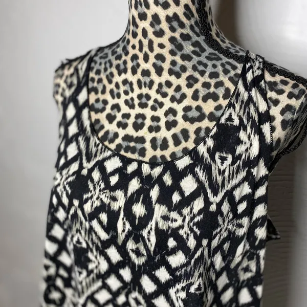 Maurices Black and White Geometric Tank Top - Image 2
