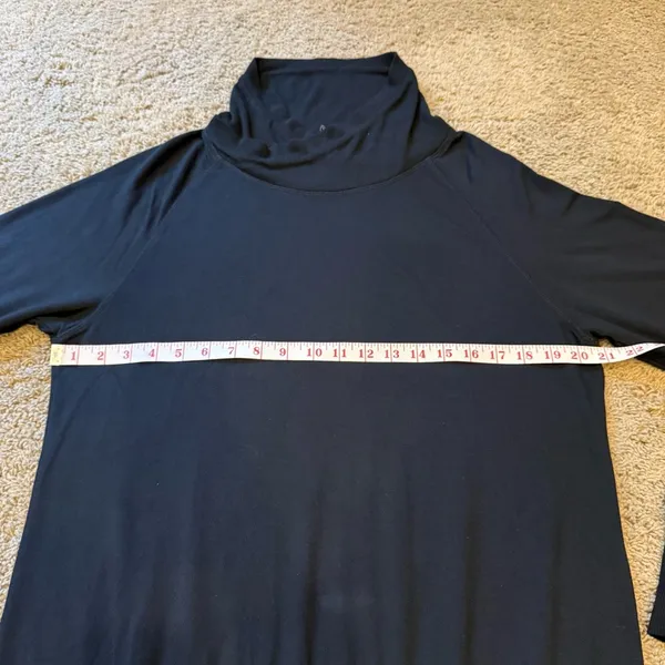 Athleta Black Long Sleeve Dress/Tunic - Image 7
