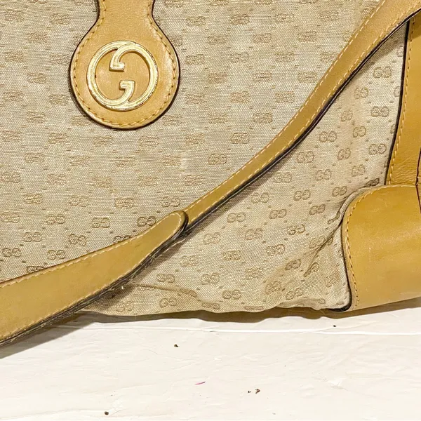 Gucci‎ Vintage GG Fabric Leather Trim Gold Hardware Shoulder Bag Pocketbook - Image 2