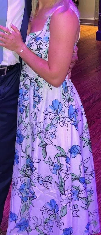 Showpo Floral Midi Dress - Image 3