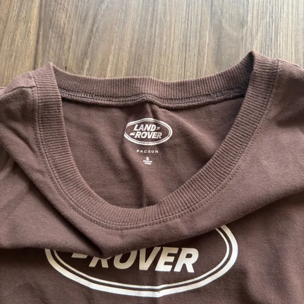 PacSun Land Rover Crop Top - Image 3