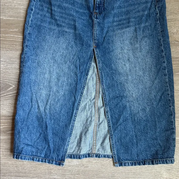 Aritzia Denim Forum The '90s Halle Jean Skirt 29 - Image 6