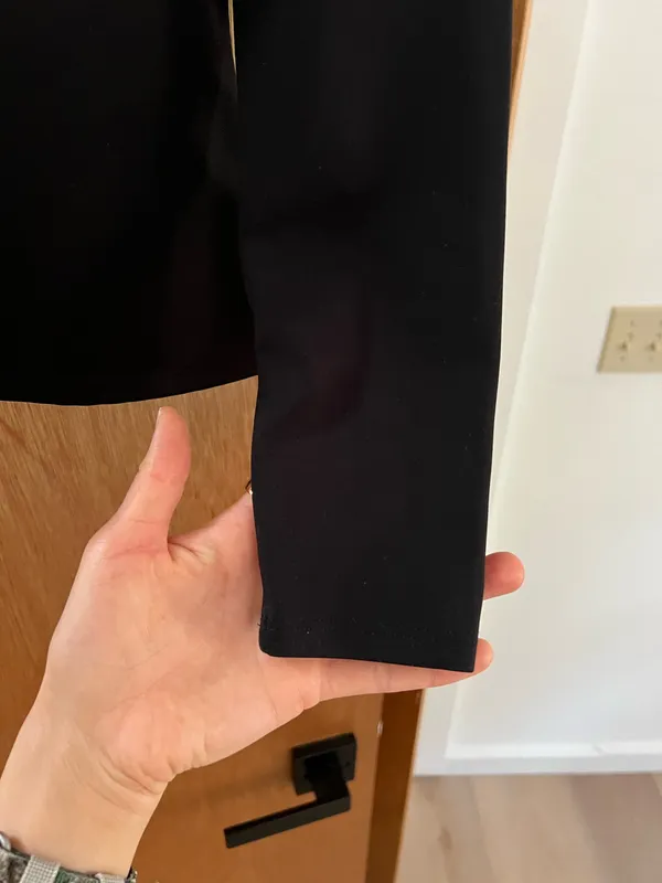 Express Body Contour black Top - Image 3