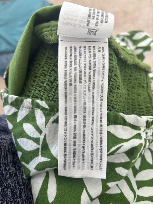 Abercrombie & Fitch Green Leaf Poplin top - Image 7