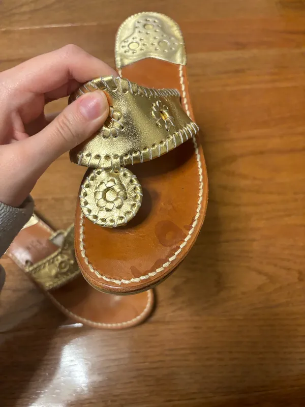 Jack Rogers Gold Sandals Metallic size 6 - Image 4