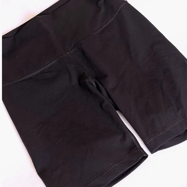 Everlane Perform Bike Shorts Womens M Black High Rise Compression - Image 8