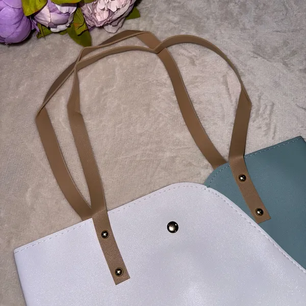 NEW Boutique White and Turquoise Shoulder Bag - Image 7