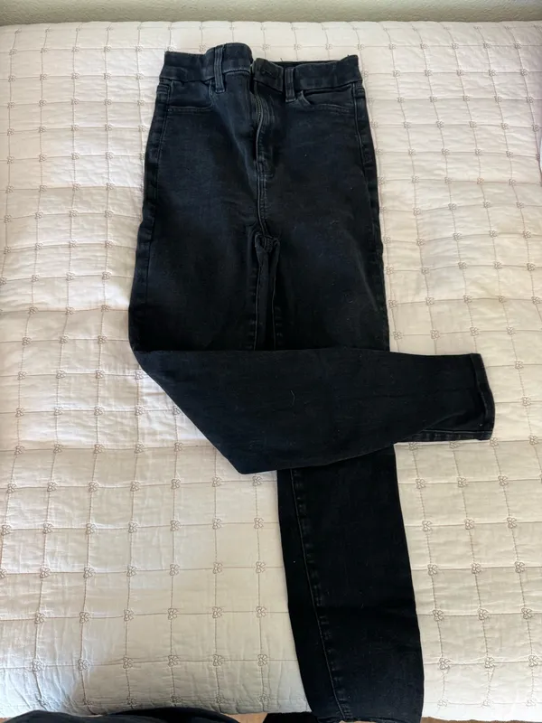 American Eagle Jeans - Image 2
