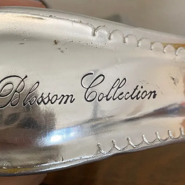 Blossom Collection‎ Heels Silver Size 7 - Image 2