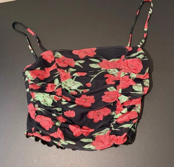 Lululemon Bennetts Top Black Floral - Image 8