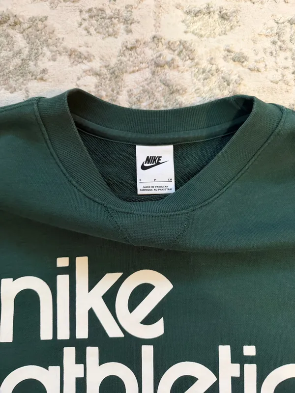 Nike Crewneck Sweatshirt - Image 2