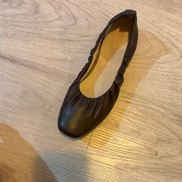 The drop black ruched classic flat ballets new size 8 - Image 10