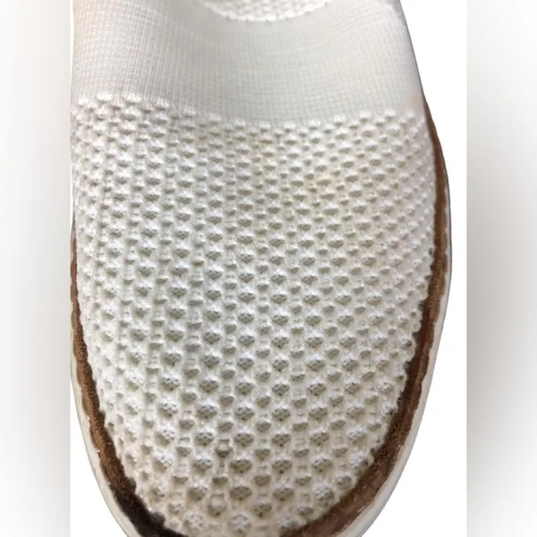Ugg Sammy Slip On Knit Oxford Shoe Sz.10 Ivory W/Leather Detail Beach Vacay - Image 6