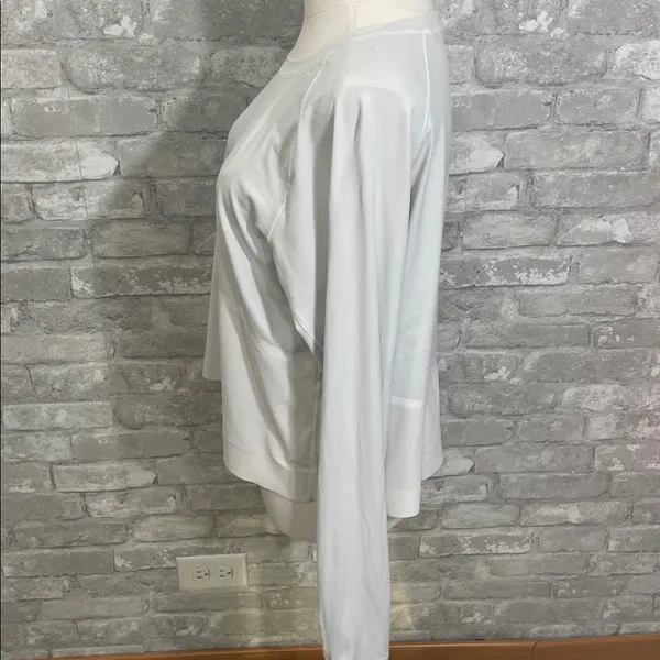 Lululemon Athletica White Long Sleeve Top - Image 3