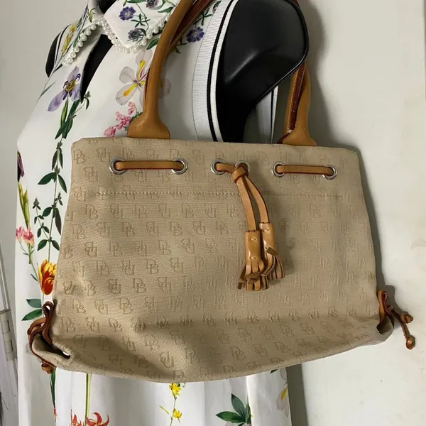 Dooney & Bourke Medium Fabric Handbag - Image 9
