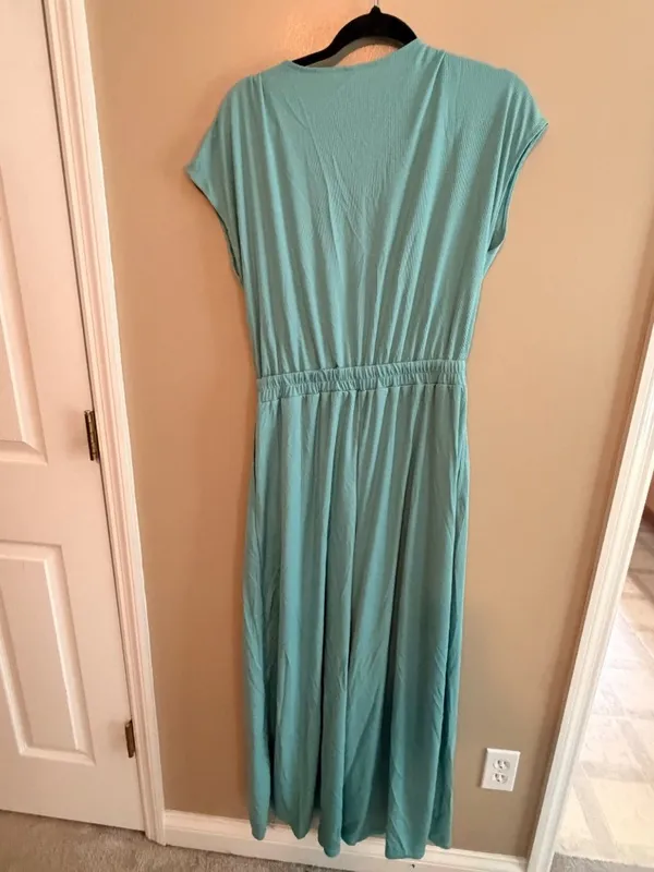 Halara M Seafoam Green Maxi Dress Crossover V-Neck Cap Sleeves Pleated Flowy Ski - Image 7