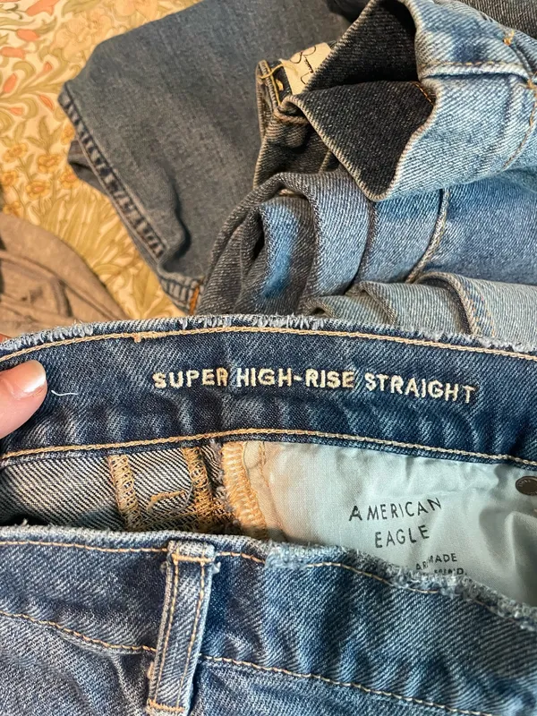 American Eagle Super High Rise Straight Jean - Image 5
