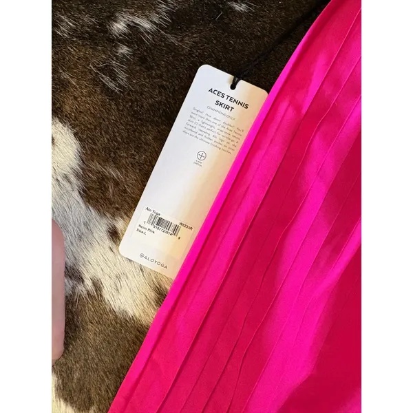 ALO NEW Aces Tennis Skirt Size Large In Neon Pink - Image 3
