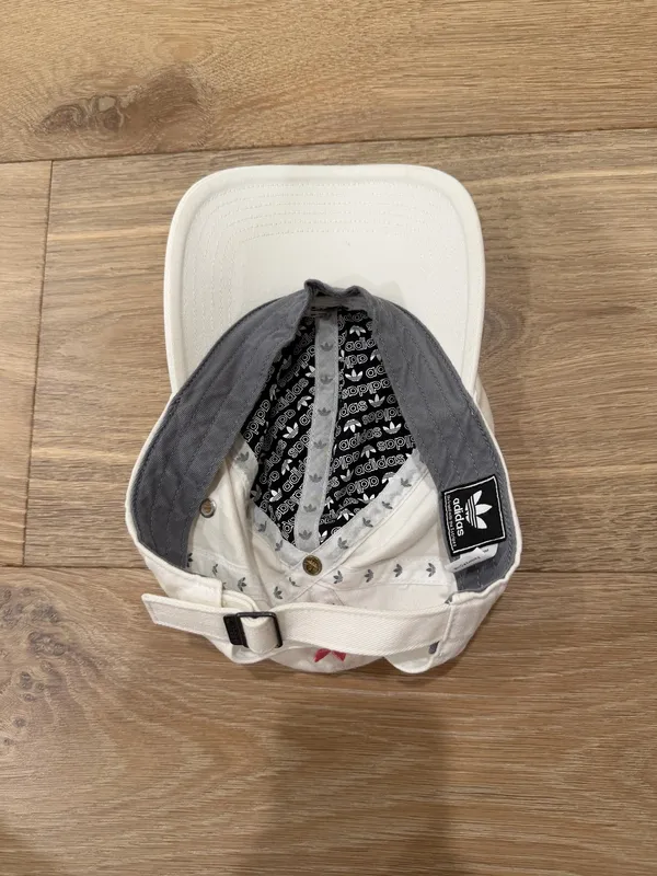 Adidas white cap - Image 3