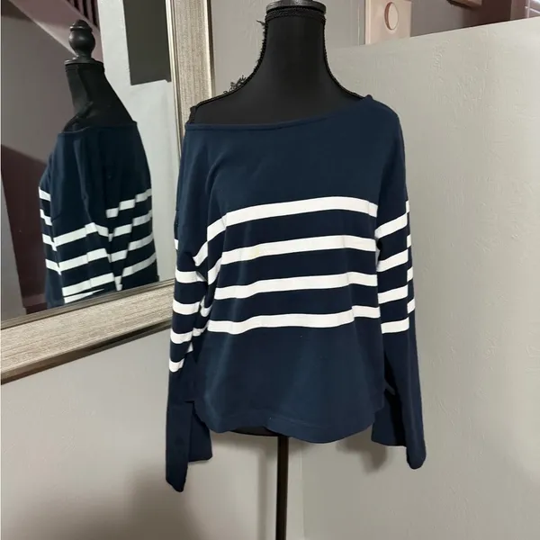Faherty Sport Jersey boat neck long-sleeve size small. - Image 2
