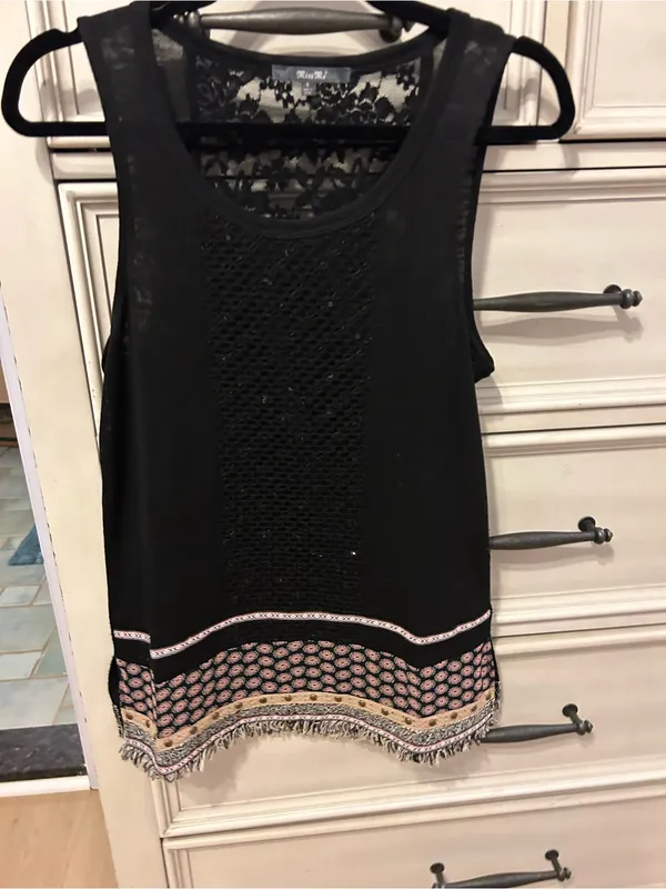 Miss me boho embroidered studded fringe bottom lace back tank top - Image 4