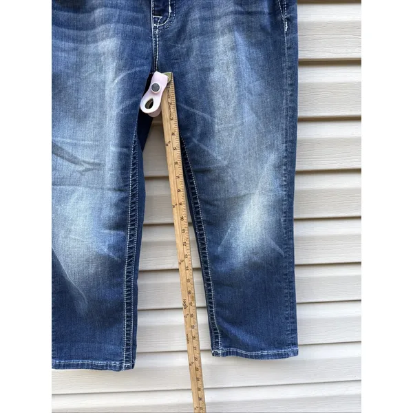 Miss Me Denim Blue Jeans Mid Rise Crop Women's Size 30 - Image 5