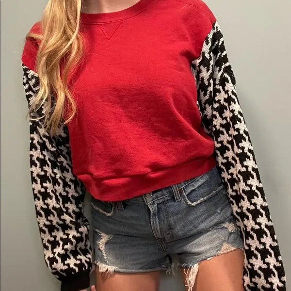 Custom made reworked vintage sweater & red crewneck crop sweatshirt size Large - Image 2