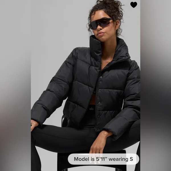 ALO Yoga NWT Gold Rush Puffer Jacket Full Zip, zipper pocket, very warm Black L - Image 3