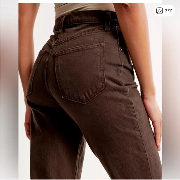 A&F Ultra High Rise 90s Straight Jean in Brown - 26S Curve Love - Image 7