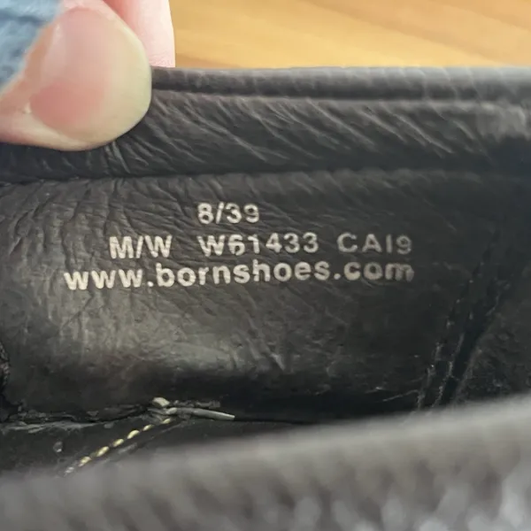 Born Womens Clogs Shoes Leather Upper Browns Size‎ 8/39 Logo Black Soles - Image 7