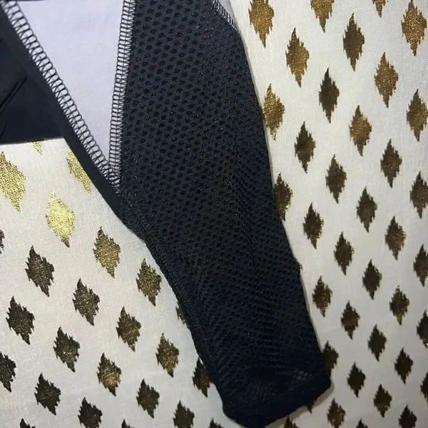 Victoria’s Secret PINK yoga pants leggings sheer and fishnet detail size XS - Image 5