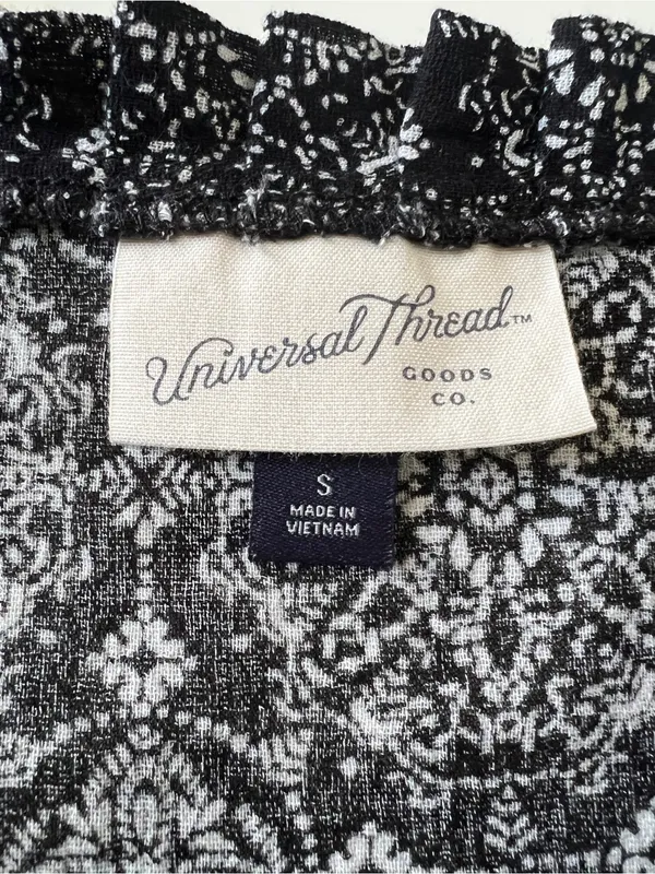 Universal Thread Black White Medallion Print Cotton Tank Top Size S - Image 4