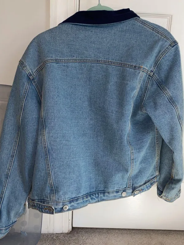 jean jacket with sherpa - Image 4