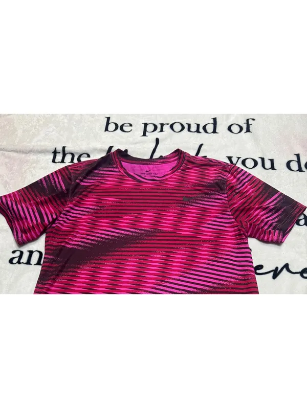 Nike Dri-FIT Women's T-Shirt – Size Medium - Image 2