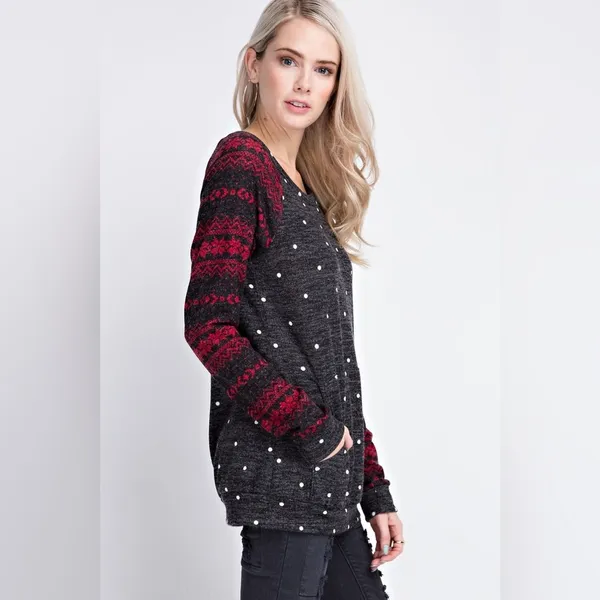 Snowflake Sweater‎ in charcoal & Red, small - Image 2