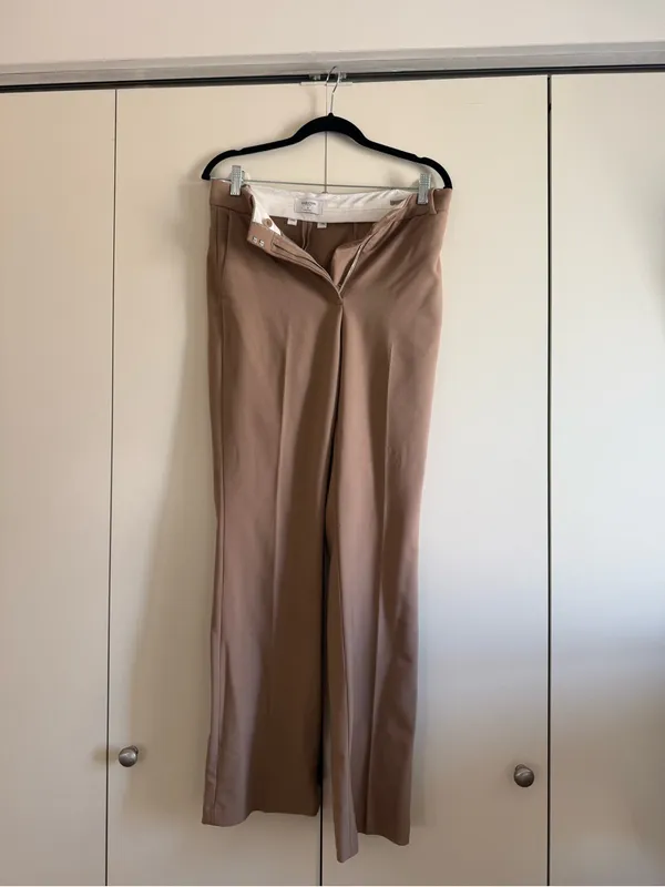 Aritzia Babaton Agency Pant in Camel - Image 4