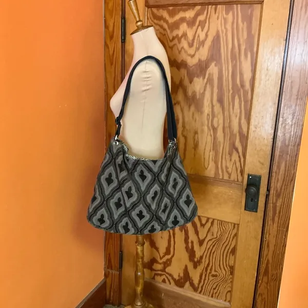 Lexi Winn Tapestry n Velvet Hobo Bag - Image 14